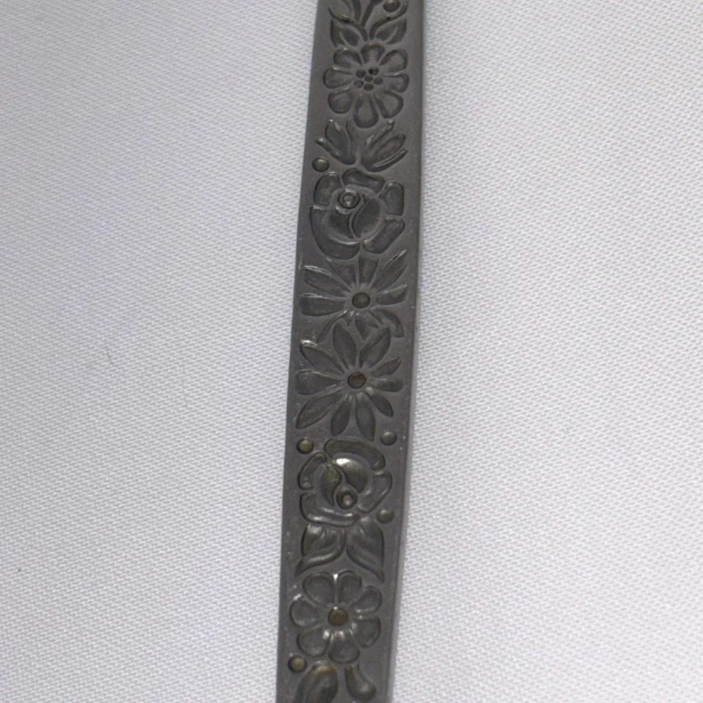 Wm A Rogers Oneida Malibu Single Serving Spoon Stainless Flatware Flowers 8 3/4
